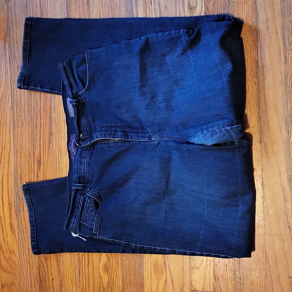 Gloria Vanderbilt jeans size 14